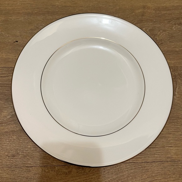 Lenox Continental Fine China Brand New - Picture 6 of 8